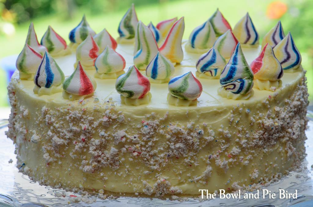 Read more about the article Klassische Buttercreme Torte | Traditional German Buttercream Cake