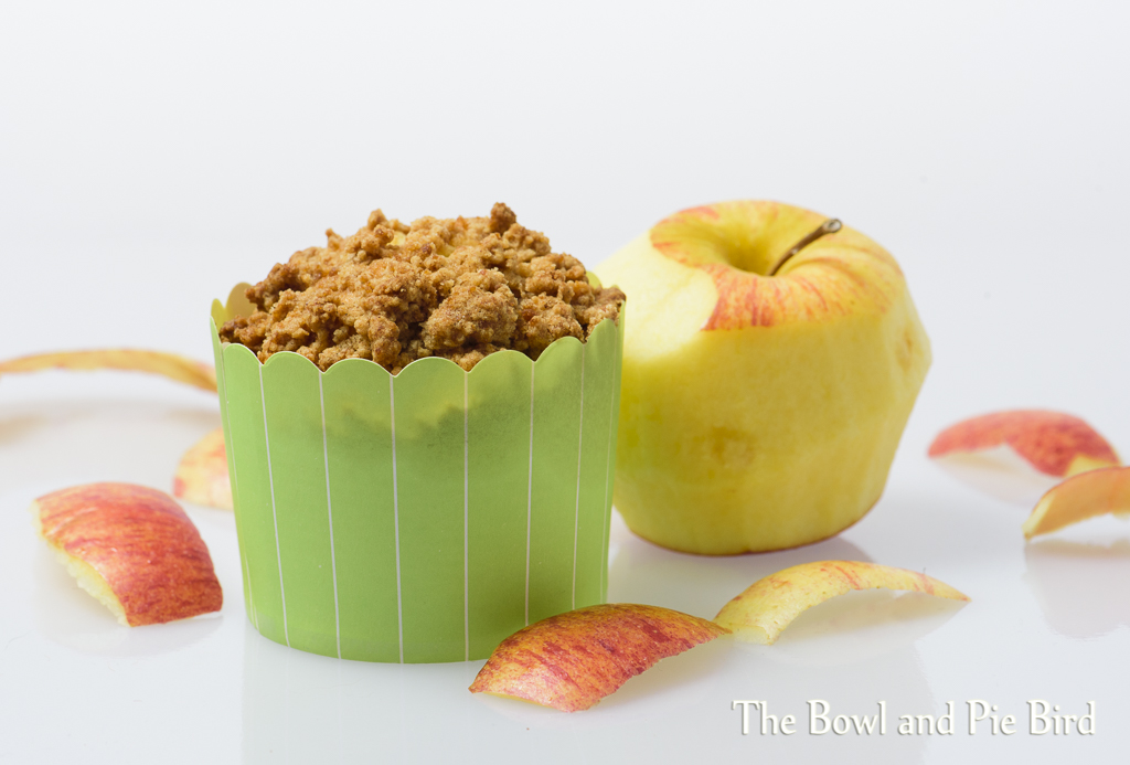Read more about the article Apfelstreusel Muffins | Apple crumble muffins