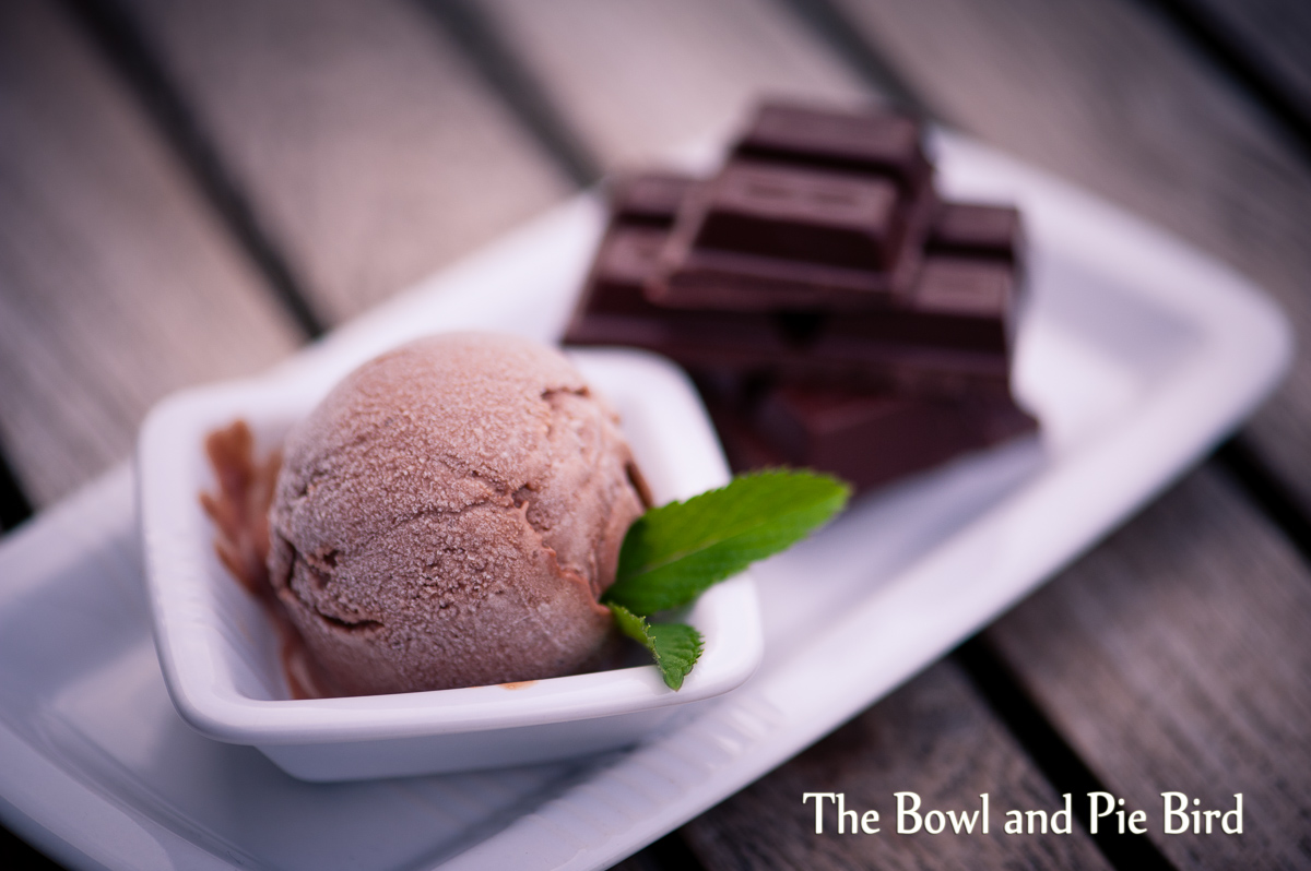 Read more about the article Schokoladen-Bananen-Baileys Eis | Chocolate-Banana-Baileys Ice Cream