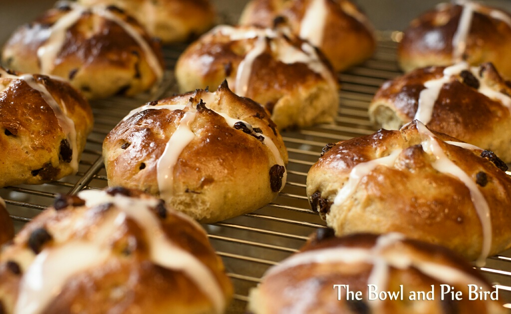Read more about the article Hot Cross Buns