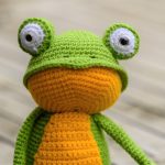 Fritz the Amigurumi Frog